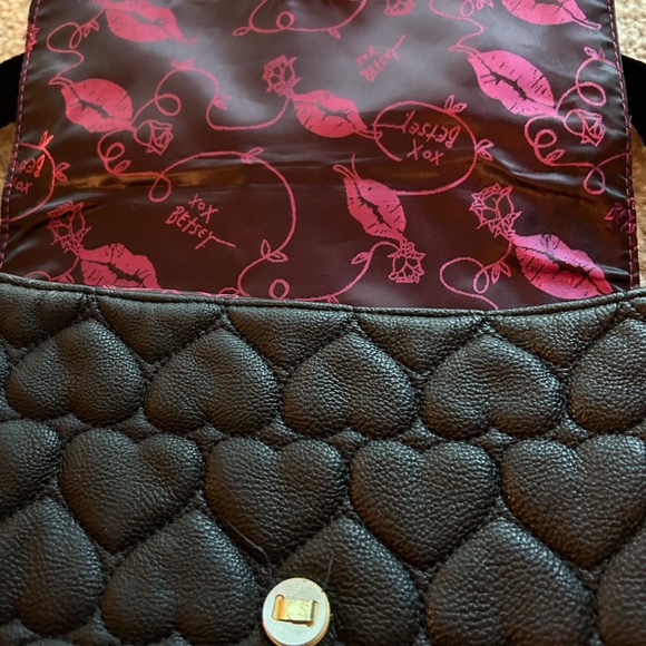 Betsey Johnson Mint Green and Black Quilted Heart Backpack With Gold Hardware - Picture 5 of 8